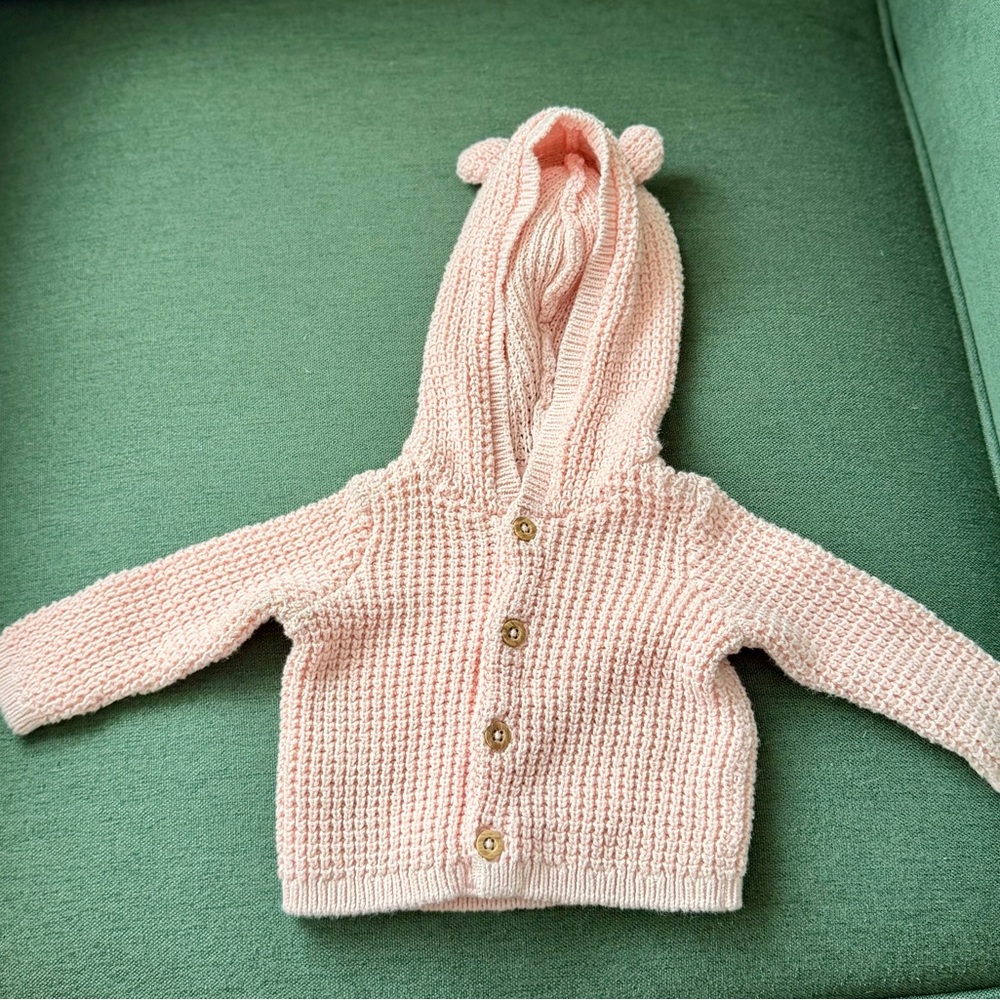 Carter's▪️ Hooded Waffle Knit Cardigan▪️ Size NB & 3 Month